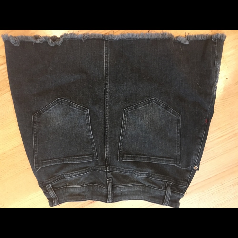 Warp+Weft - Picture 2 of 3